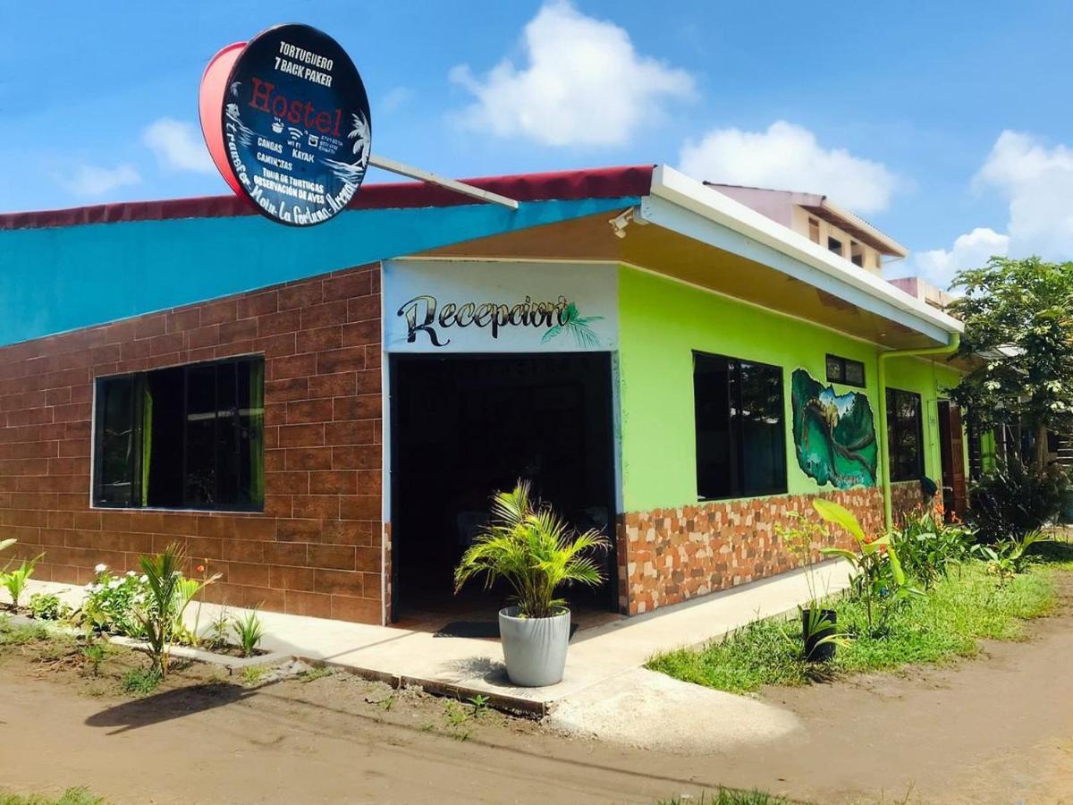 Hostel Tortuguero 7Backpackers Εξωτερικό φωτογραφία