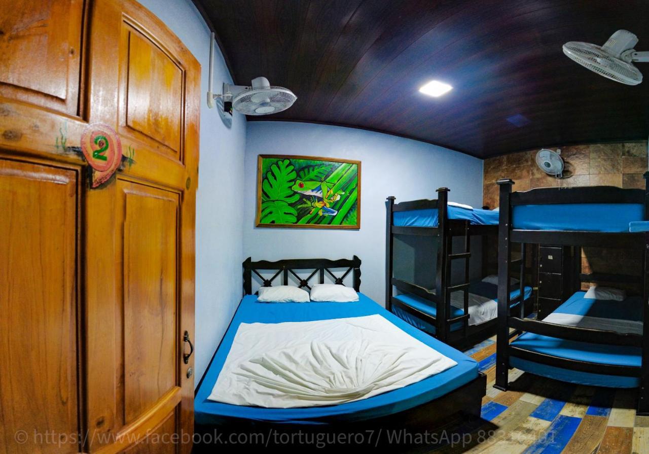 Hostel Tortuguero 7Backpackers Εξωτερικό φωτογραφία